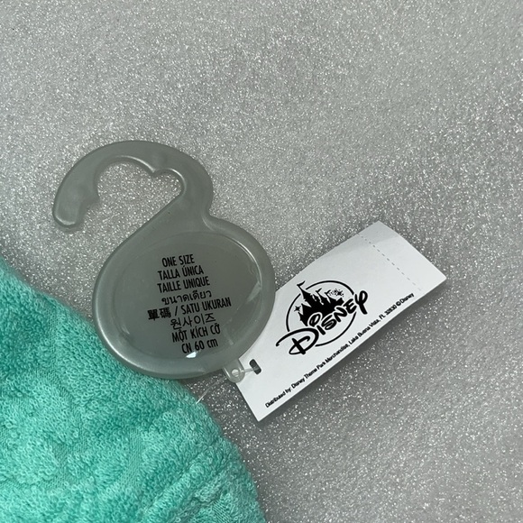 🆕 Disney Parks Bucket Hat Disney Characters Plush/Terry Green One Size - Picture 8 of 16